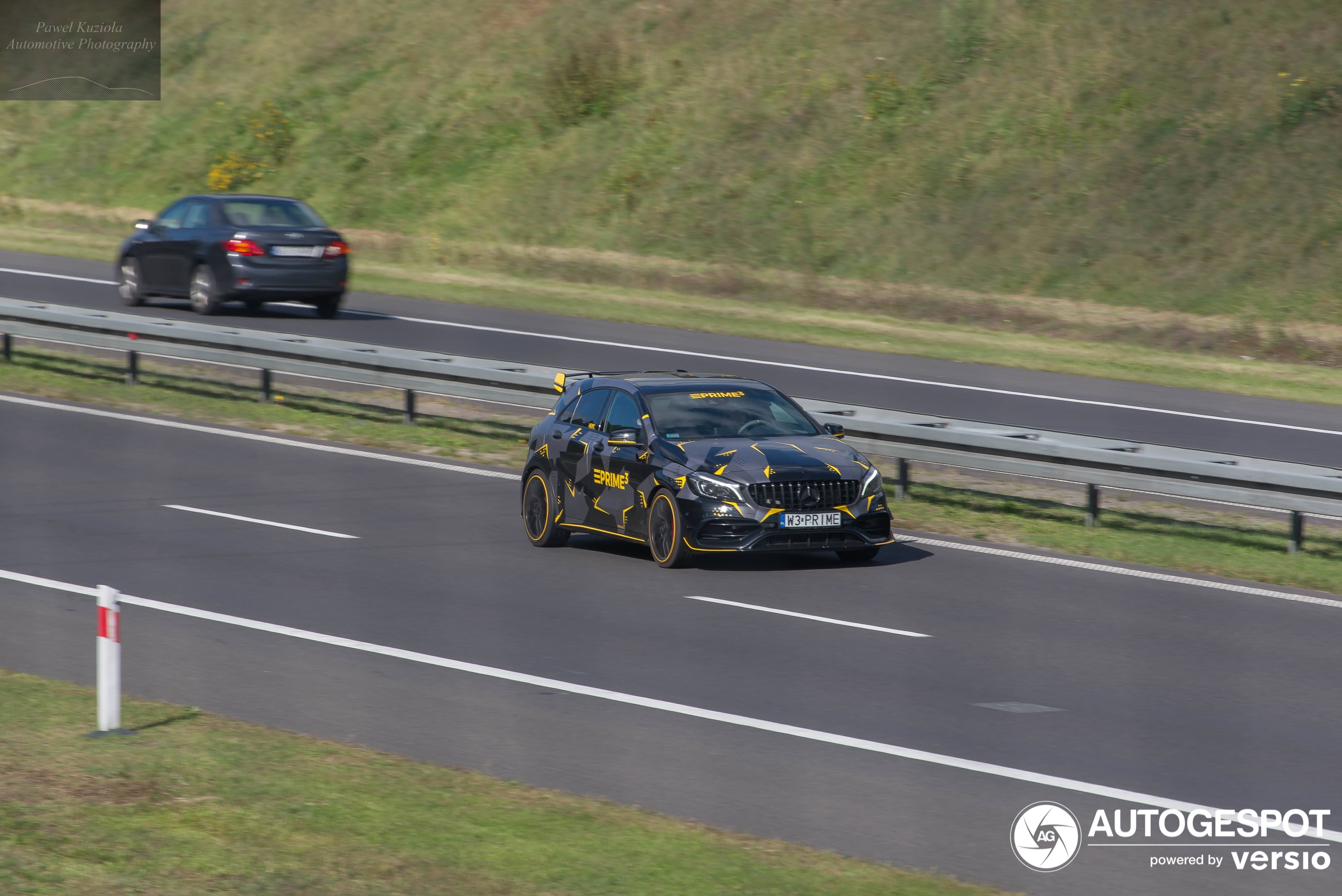 Mercedes-AMG A 45 W176 Yellow Night Edition