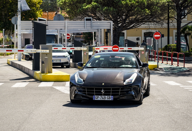 Ferrari FF