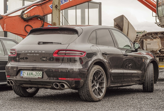 Porsche 95B Macan Turbo