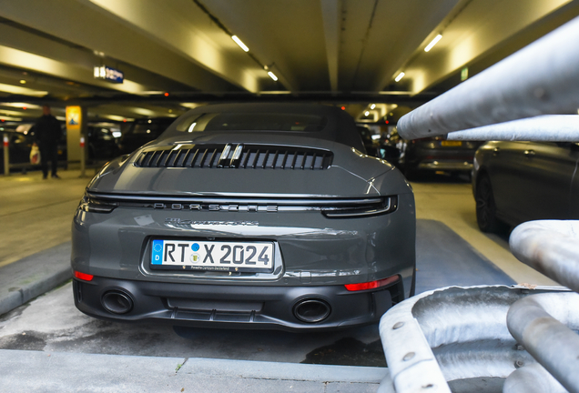 Porsche 992 Carrera 4 GTS Cabriolet