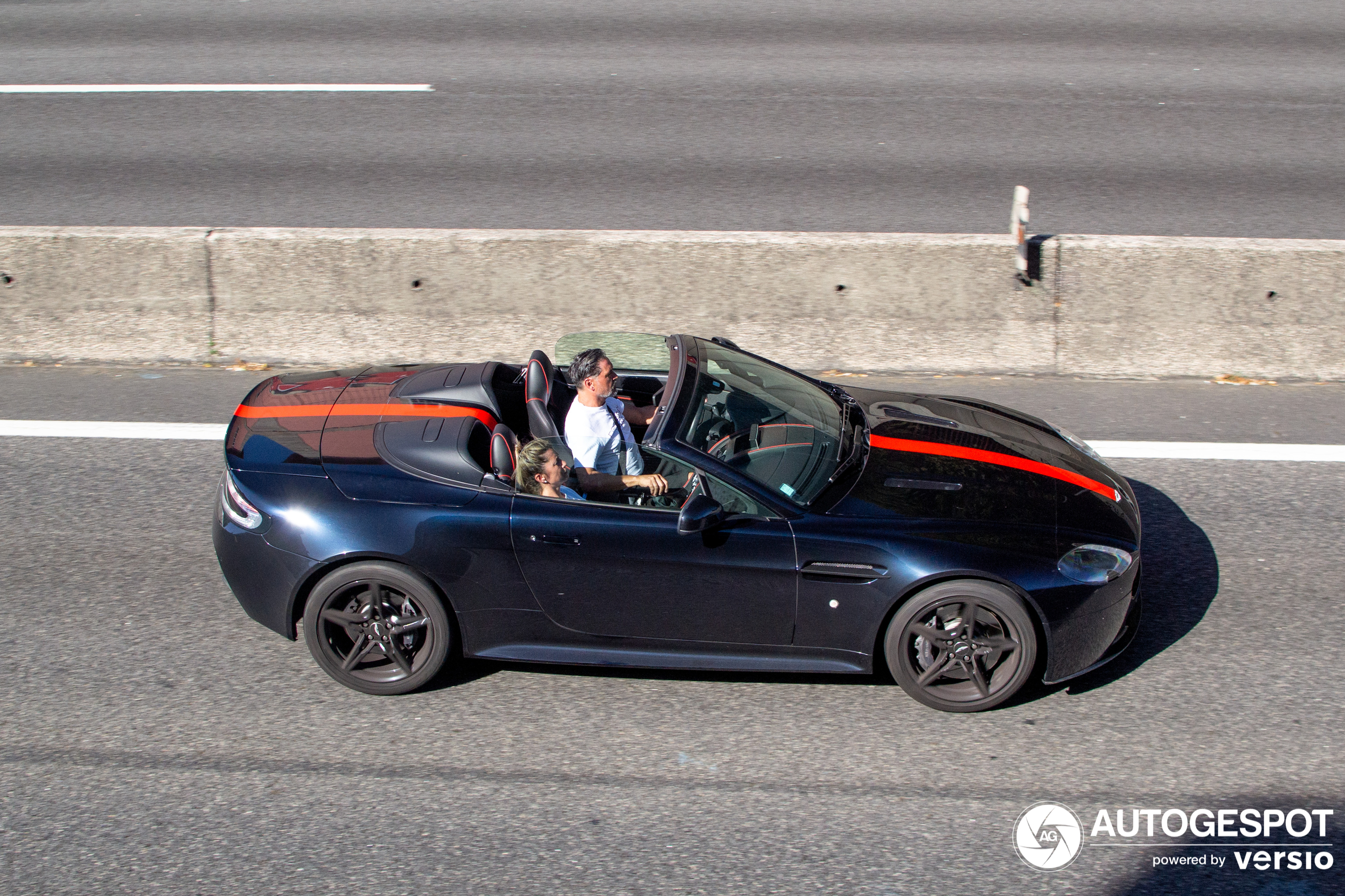 Aston Martin V8 Vantage AMR Roadster