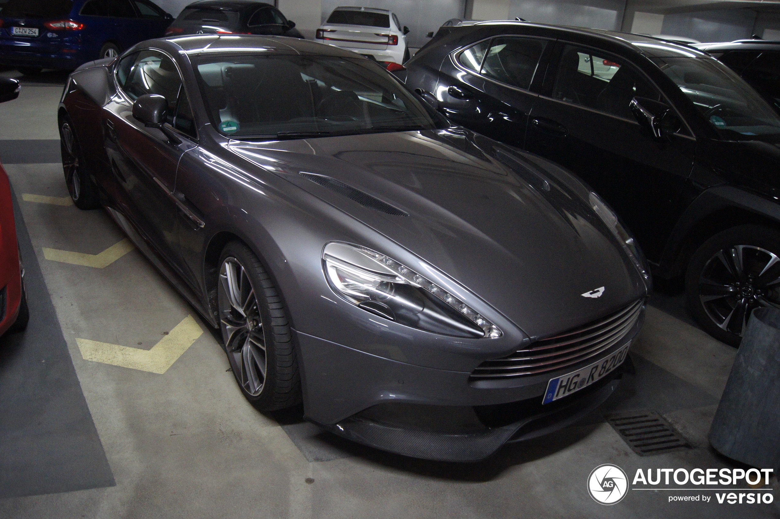 Aston Martin Vanquish 2013