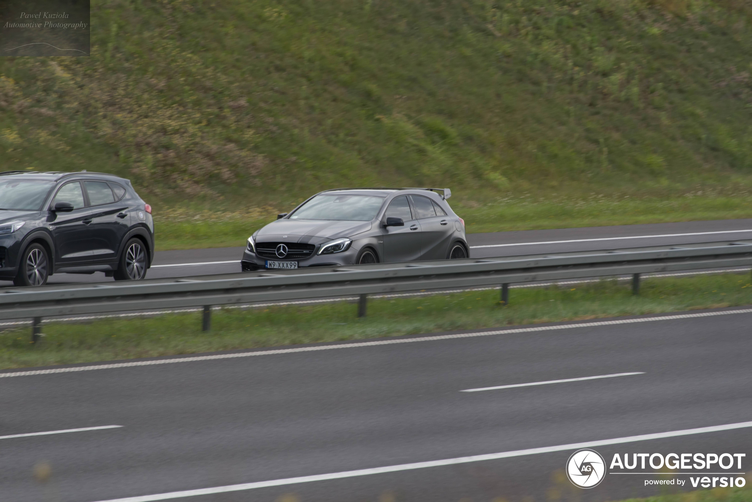 Mercedes-AMG A 45 W176 2015