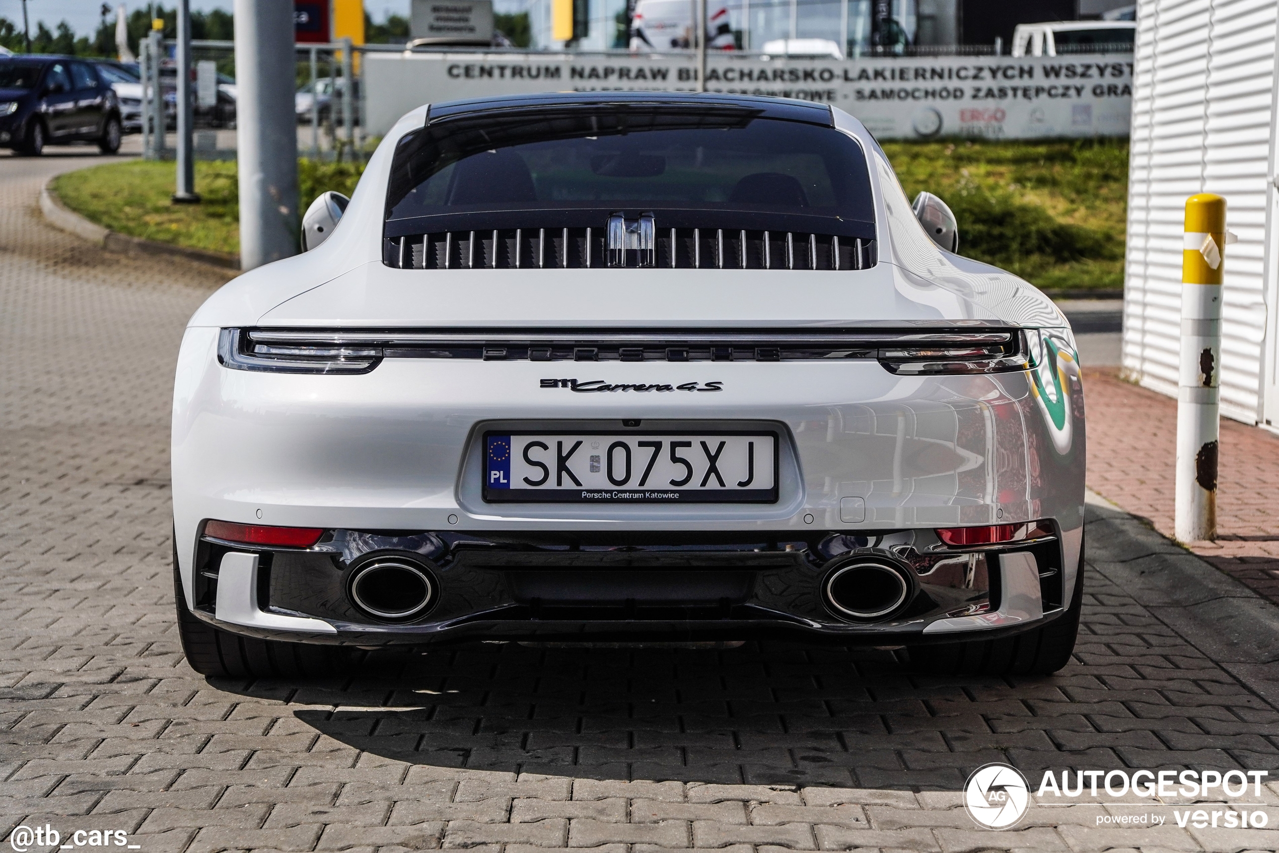 Porsche 992 Carrera 4S