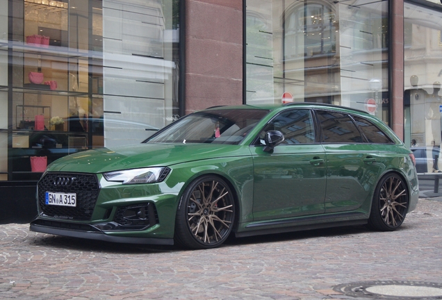 Audi RS4 Avant B9