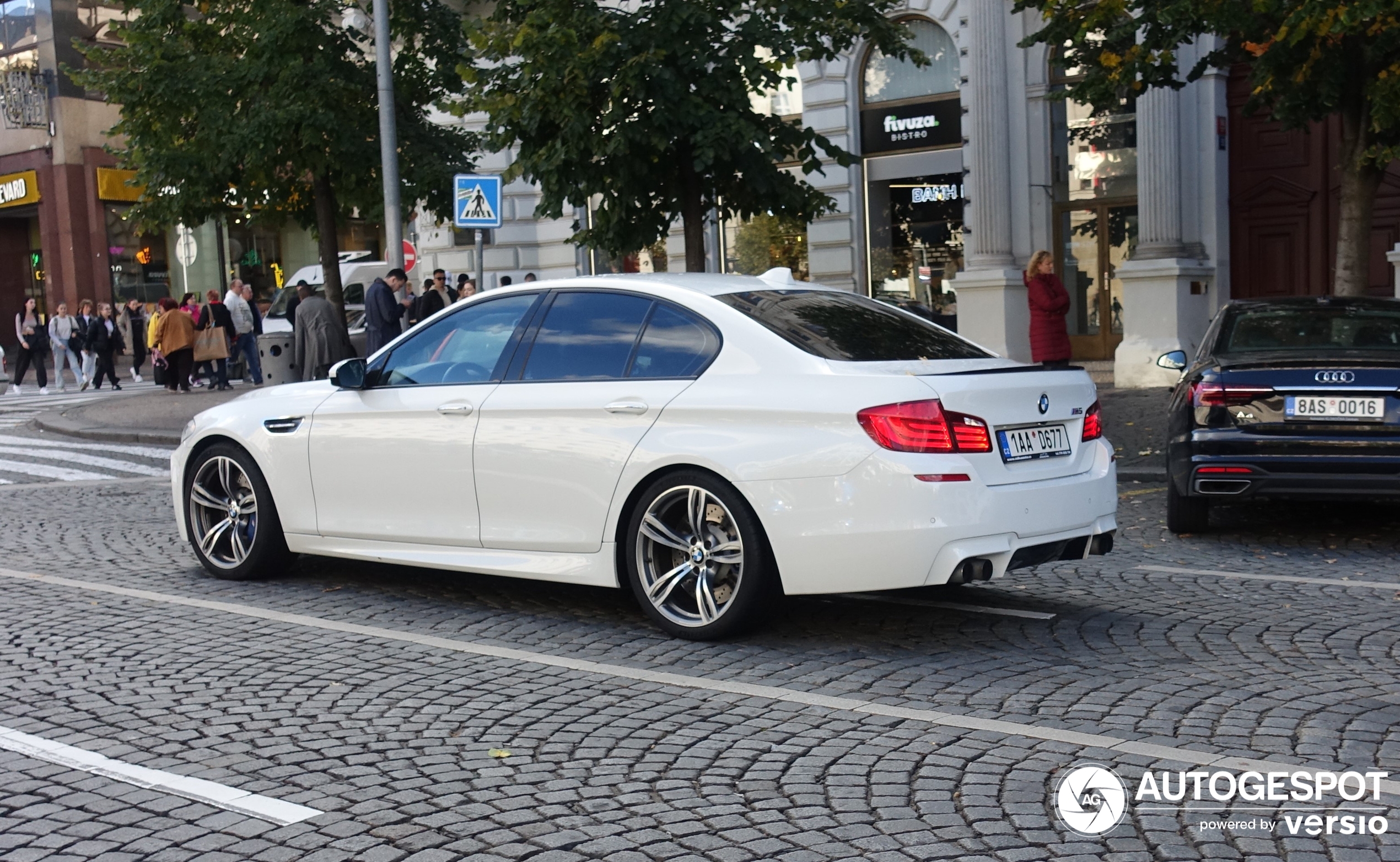 BMW M5 F10 2014