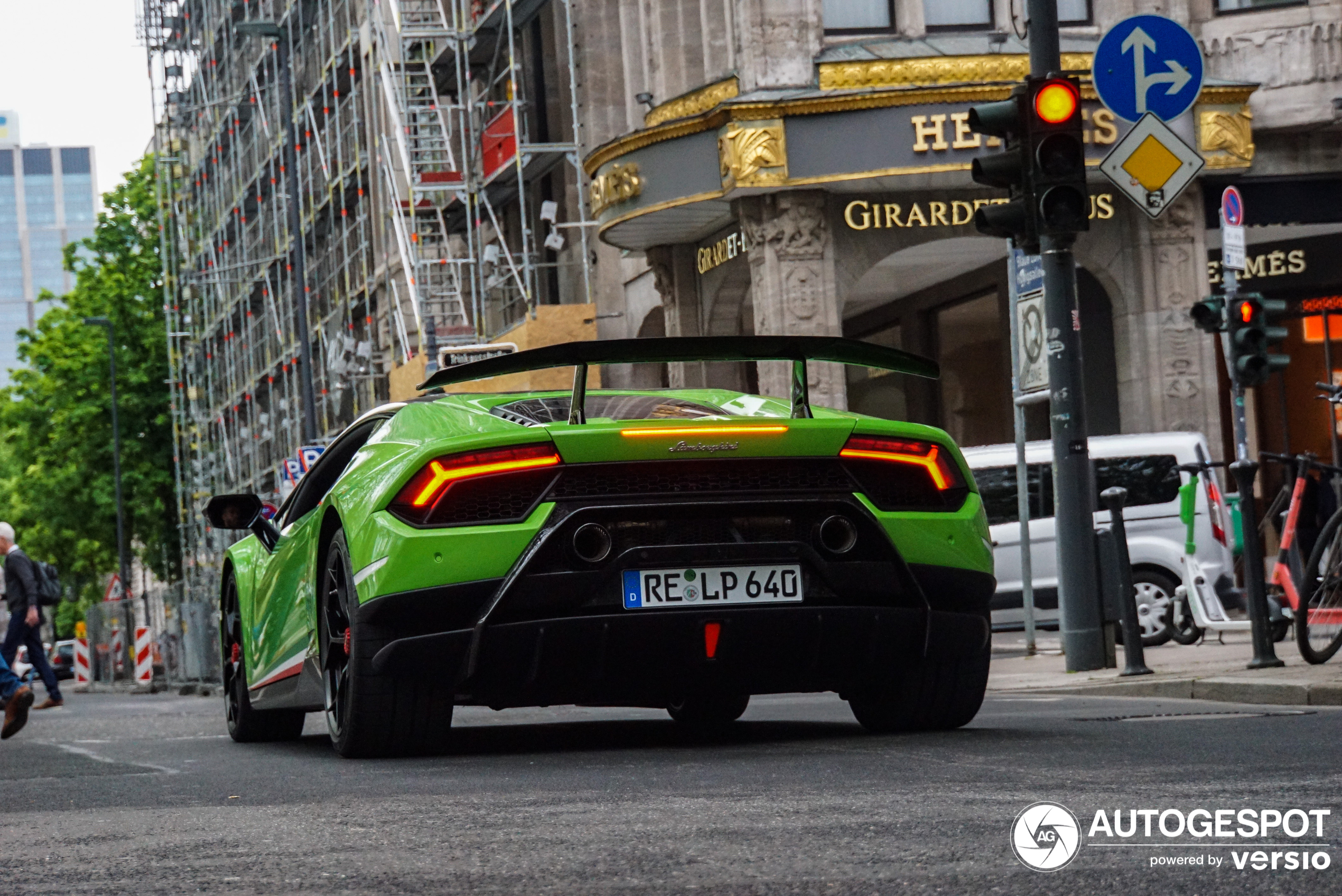 Lamborghini Huracán LP640-4 Performante