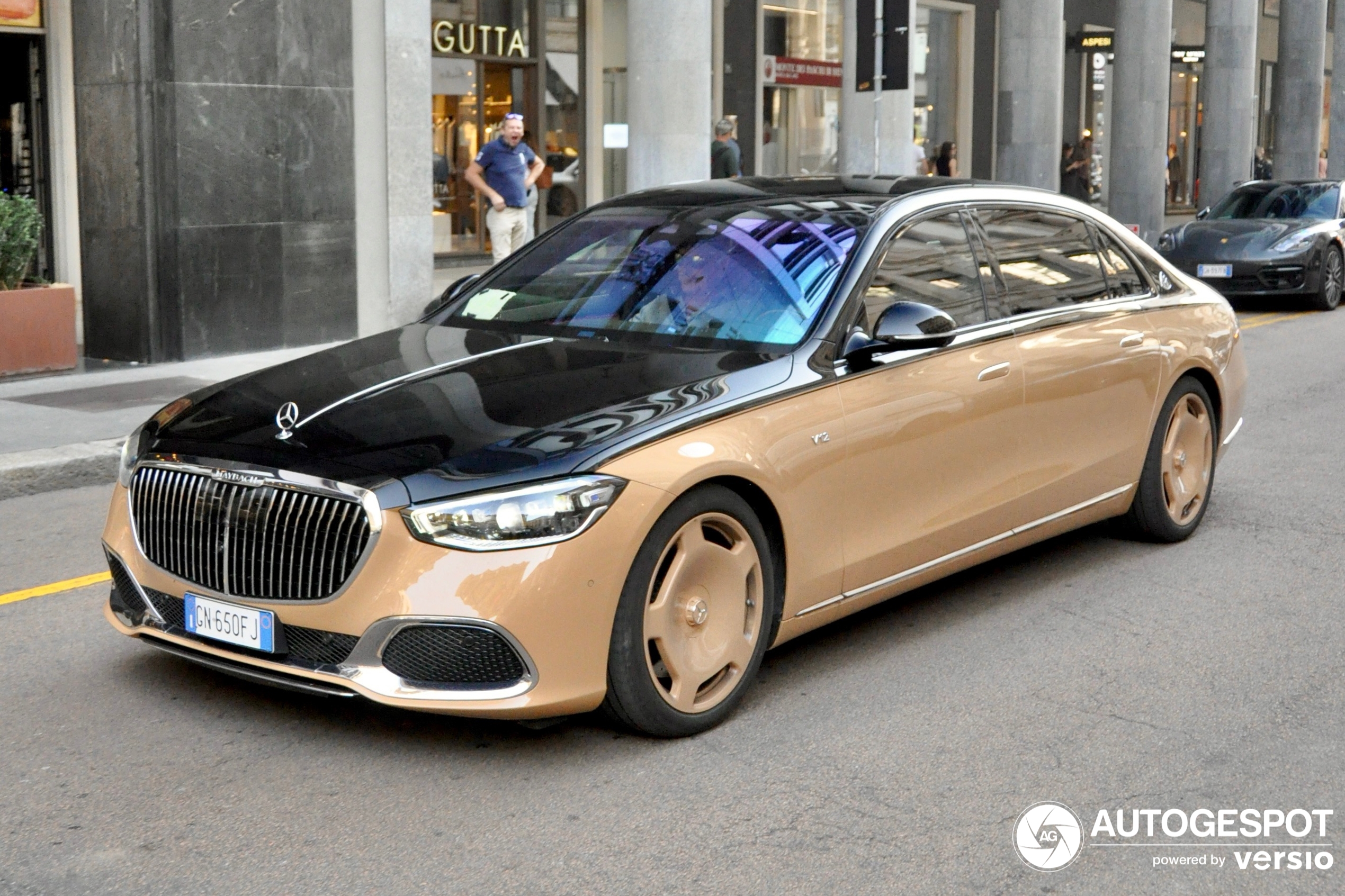 Mercedes-Maybach S 680 X223 Virgil Abloh Edition