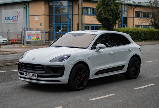 Porsche 95B Macan GTS MkIII