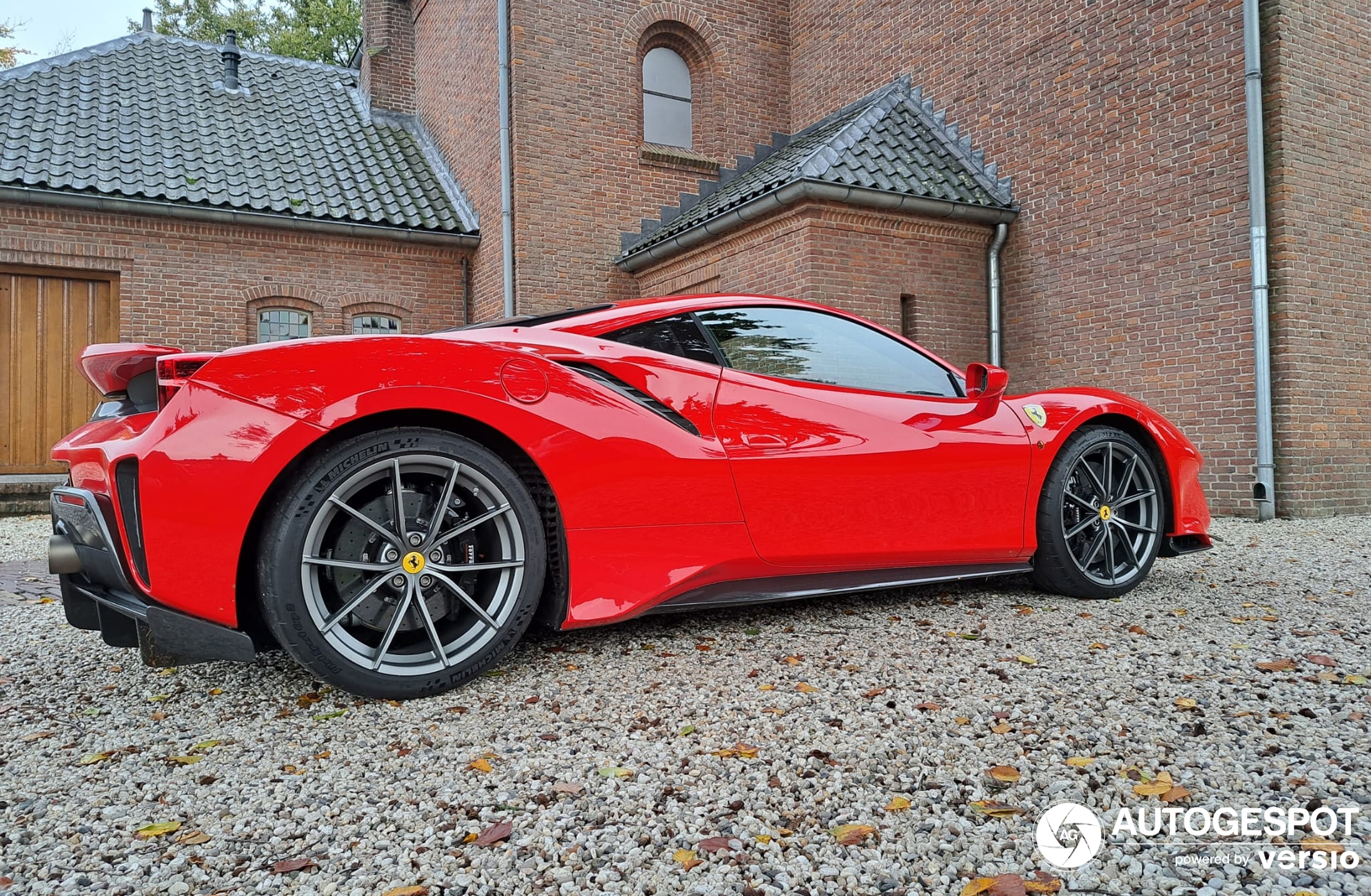 Ferrari 488 Pista