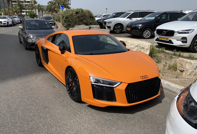 Audi R8 V10 2015