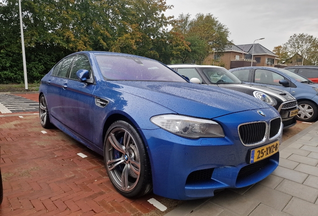 BMW M5 F10 2011