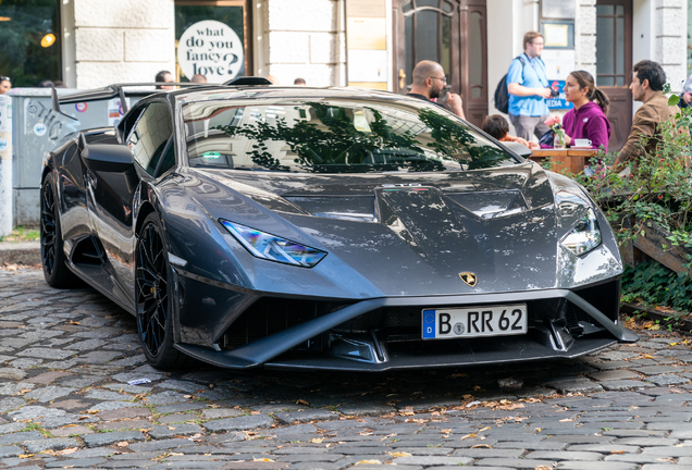 Lamborghini Huracán LP640-2 STO