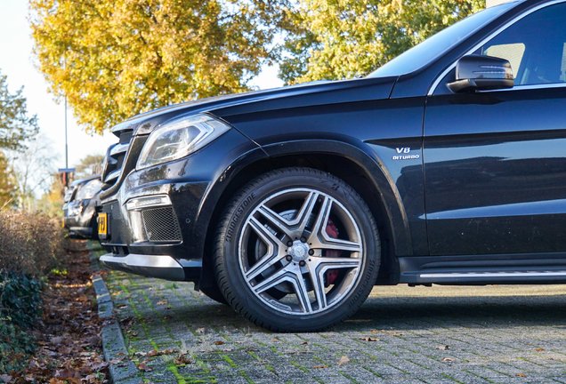 Mercedes-Benz GL 63 AMG X166