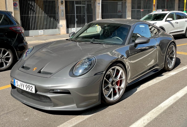 Porsche 992 GT3 Touring