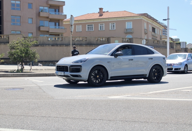 Porsche Cayenne Coupé Turbo S E-Hybrid