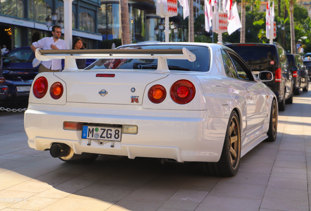 Nissan Skyline R34 GT-R