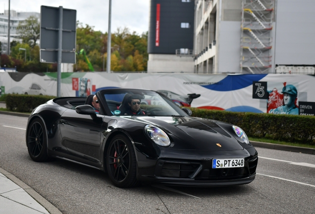 Porsche 992 Carrera 4 GTS Cabriolet