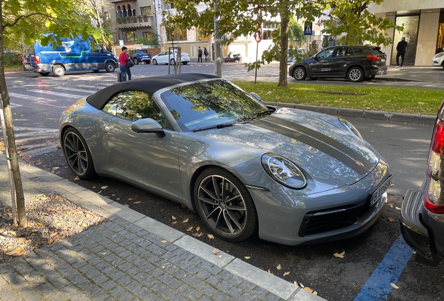 Porsche 992 Carrera 4S Cabriolet