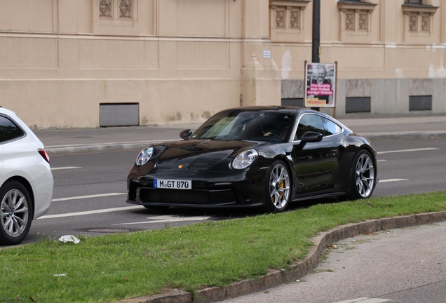 Porsche 992 GT3 Touring