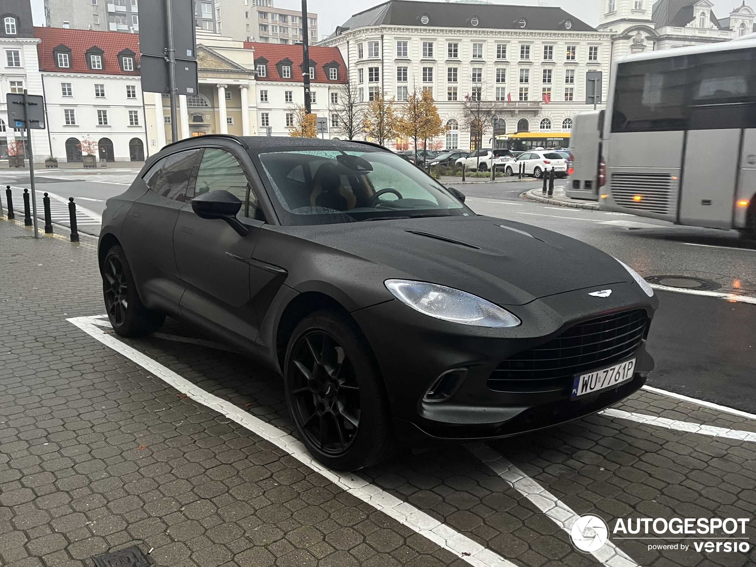 Aston Martin DBX