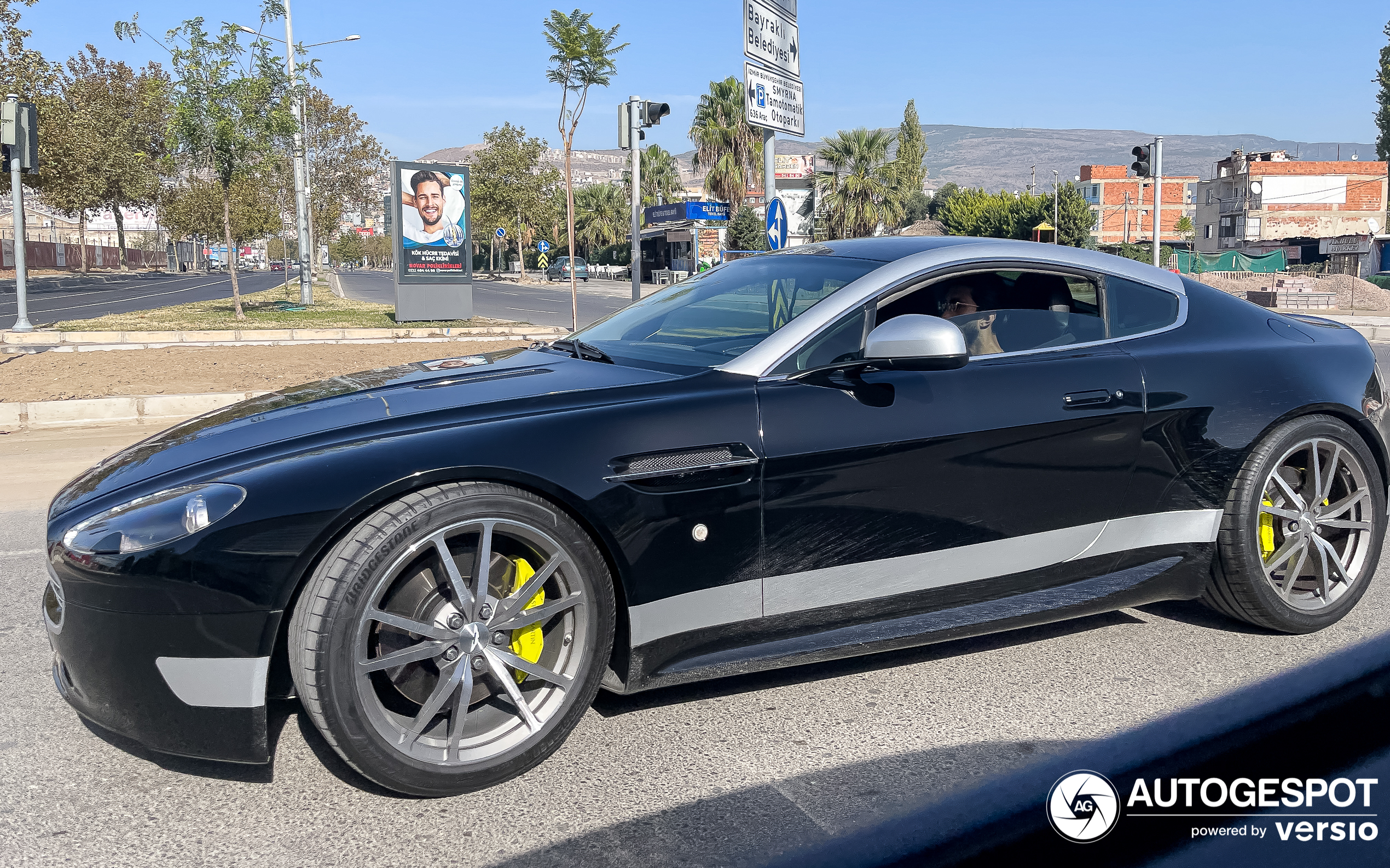 Aston Martin V8 Vantage N420