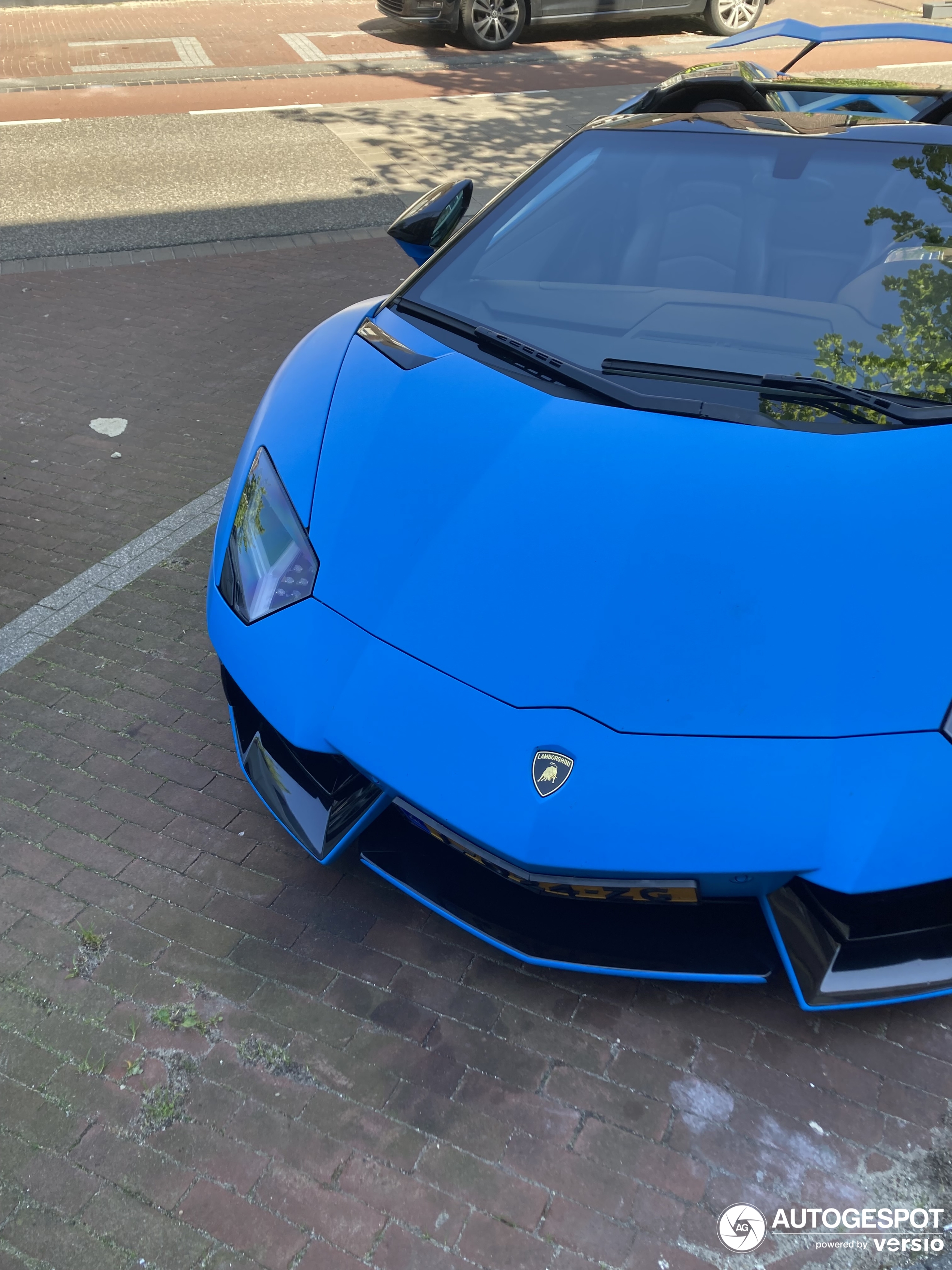 Lamborghini Aventador LP700-4 Roadster