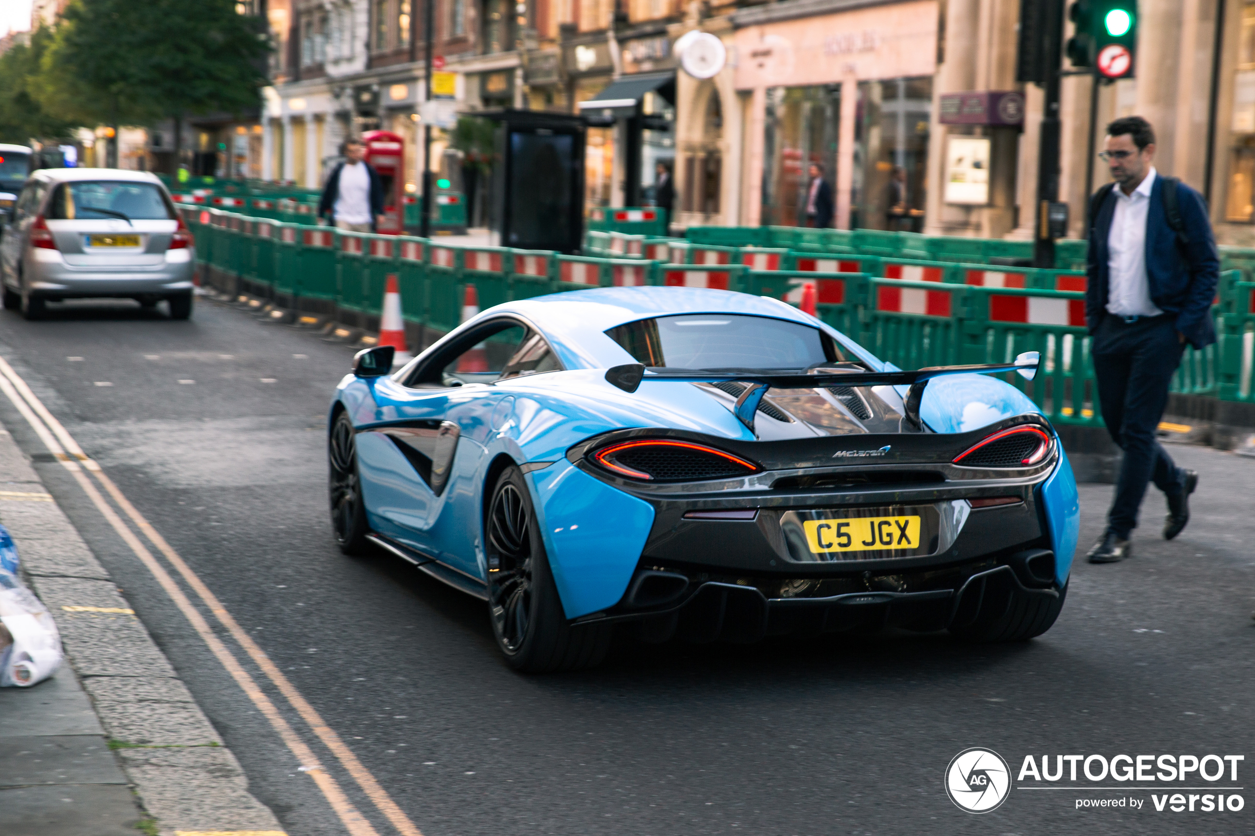 McLaren 570S