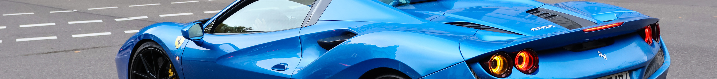 Ferrari F8 Spider