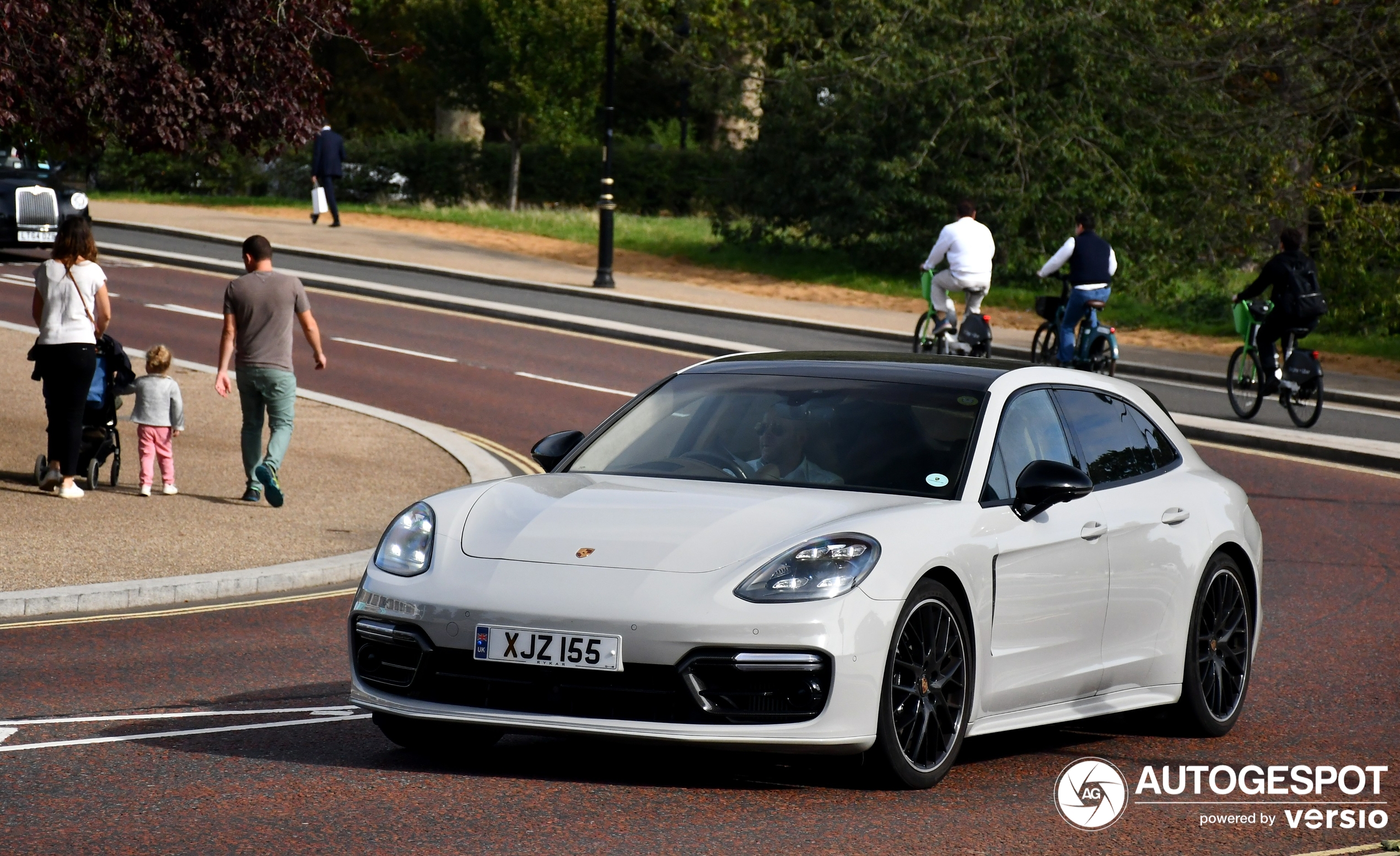 Porsche 971 Panamera GTS Sport Turismo MkII