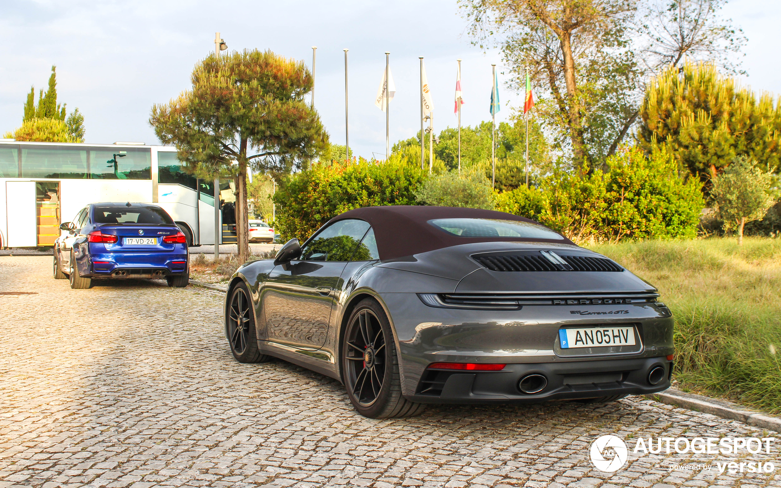 Porsche 992 Carrera 4 GTS Cabriolet