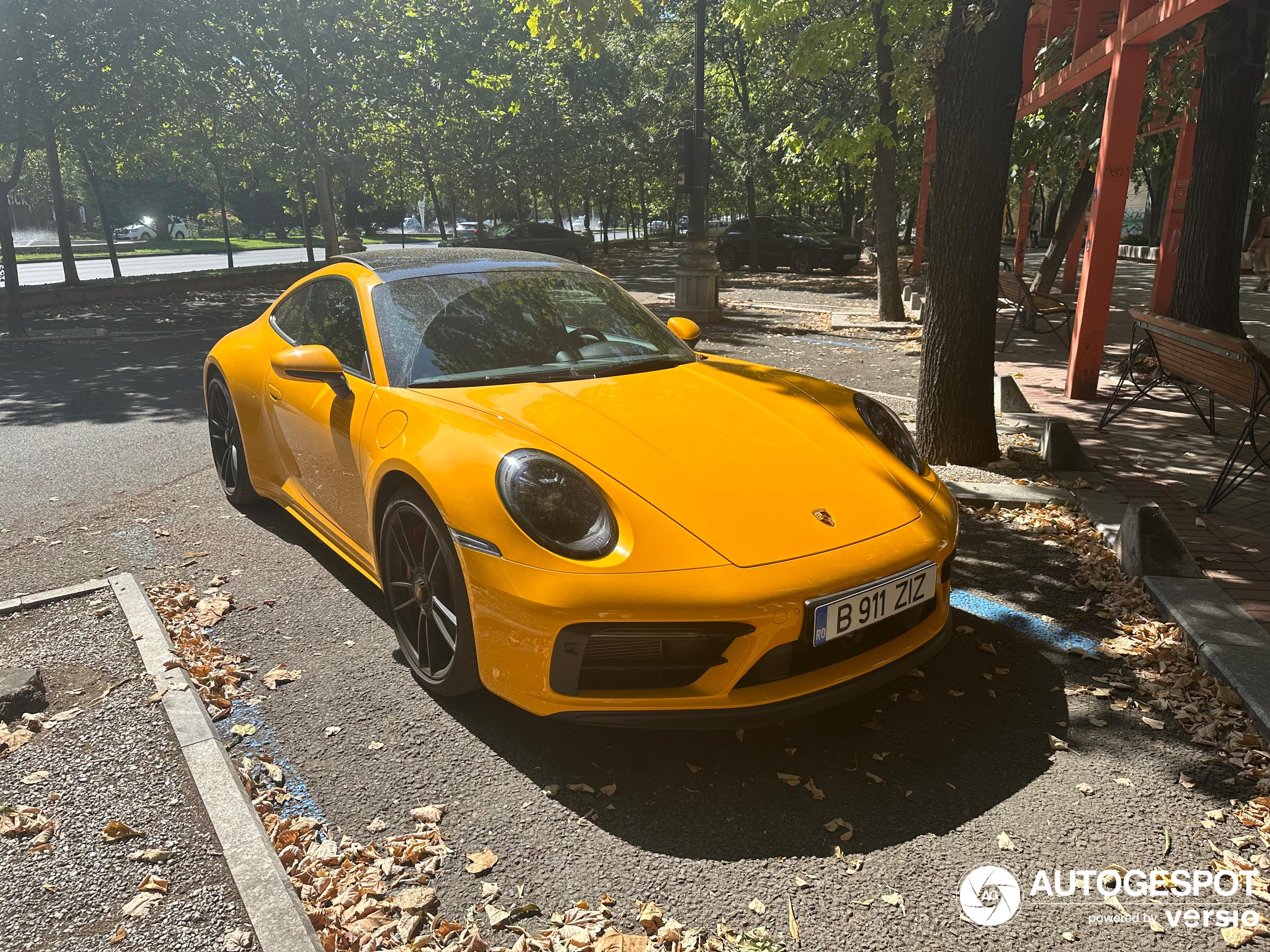 Porsche 992 Carrera 4S