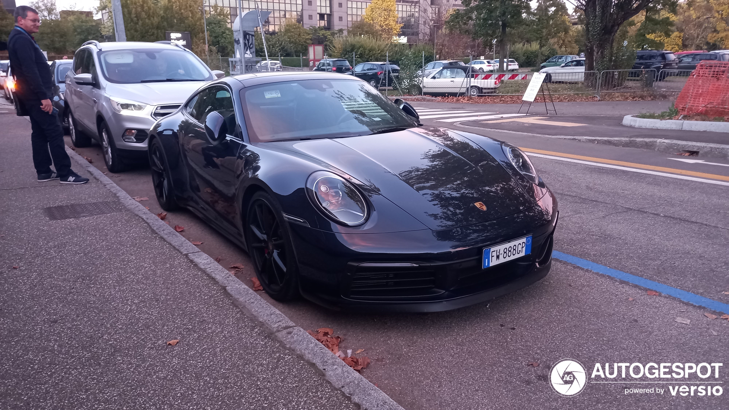 Porsche 992 Carrera 4S