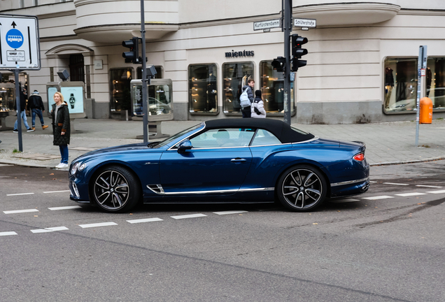 Bentley Continental GTC V8 2020