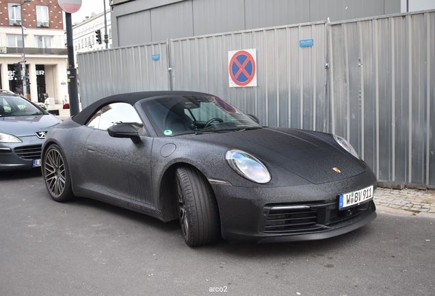 Porsche 992 Carrera 4S Cabriolet