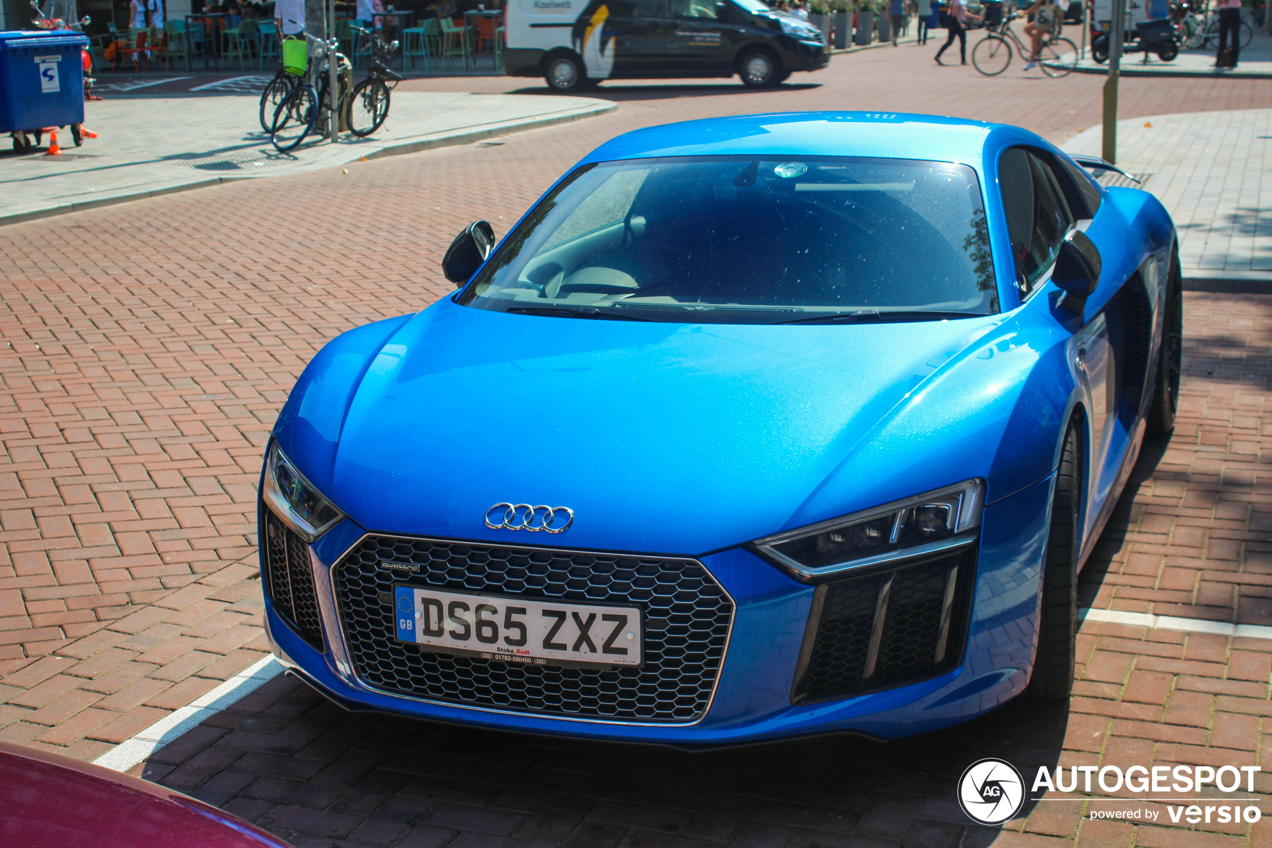 Audi R8 V10 Plus 2015