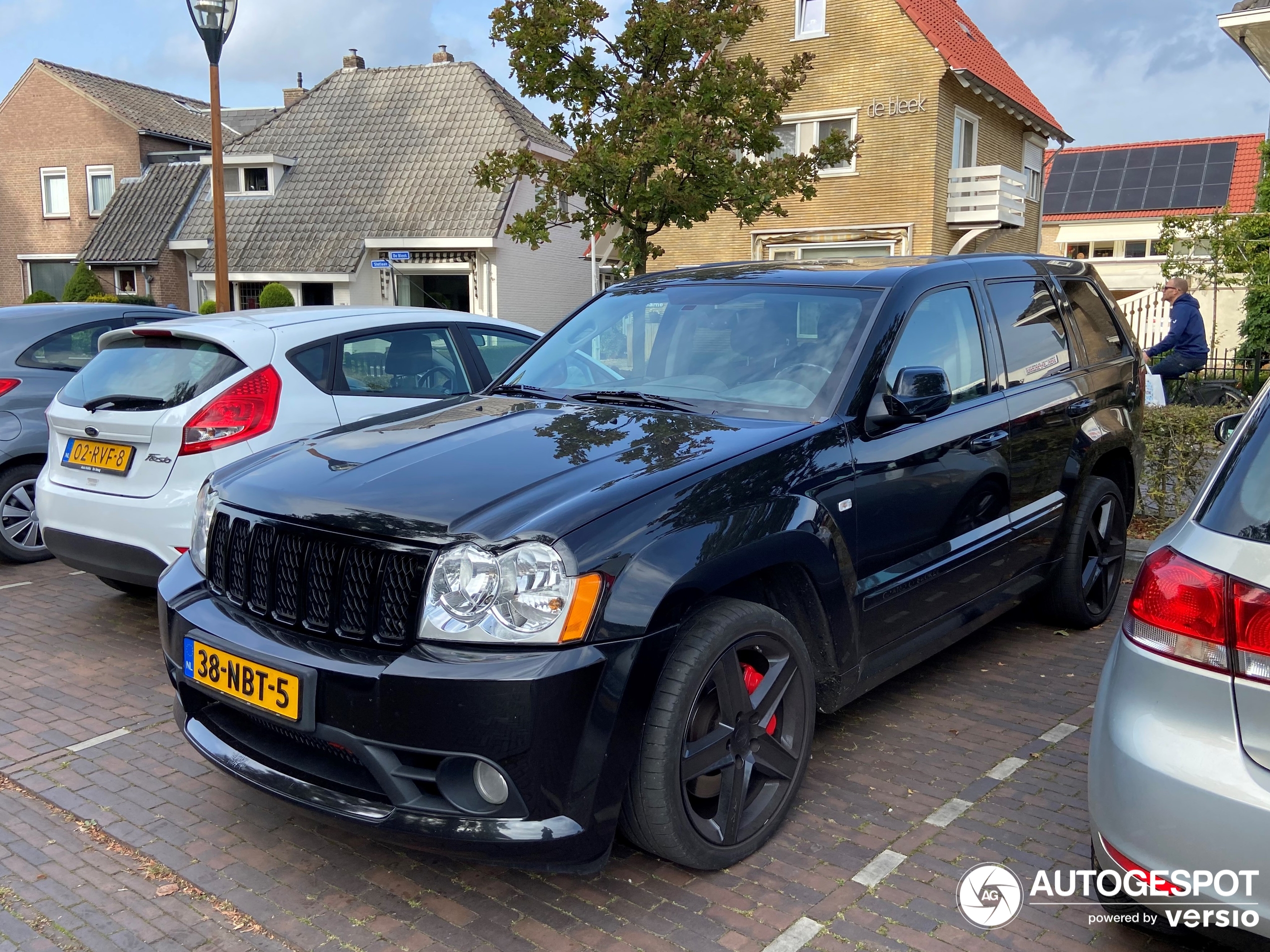 Jeep Grand Cherokee SRT-8 2005