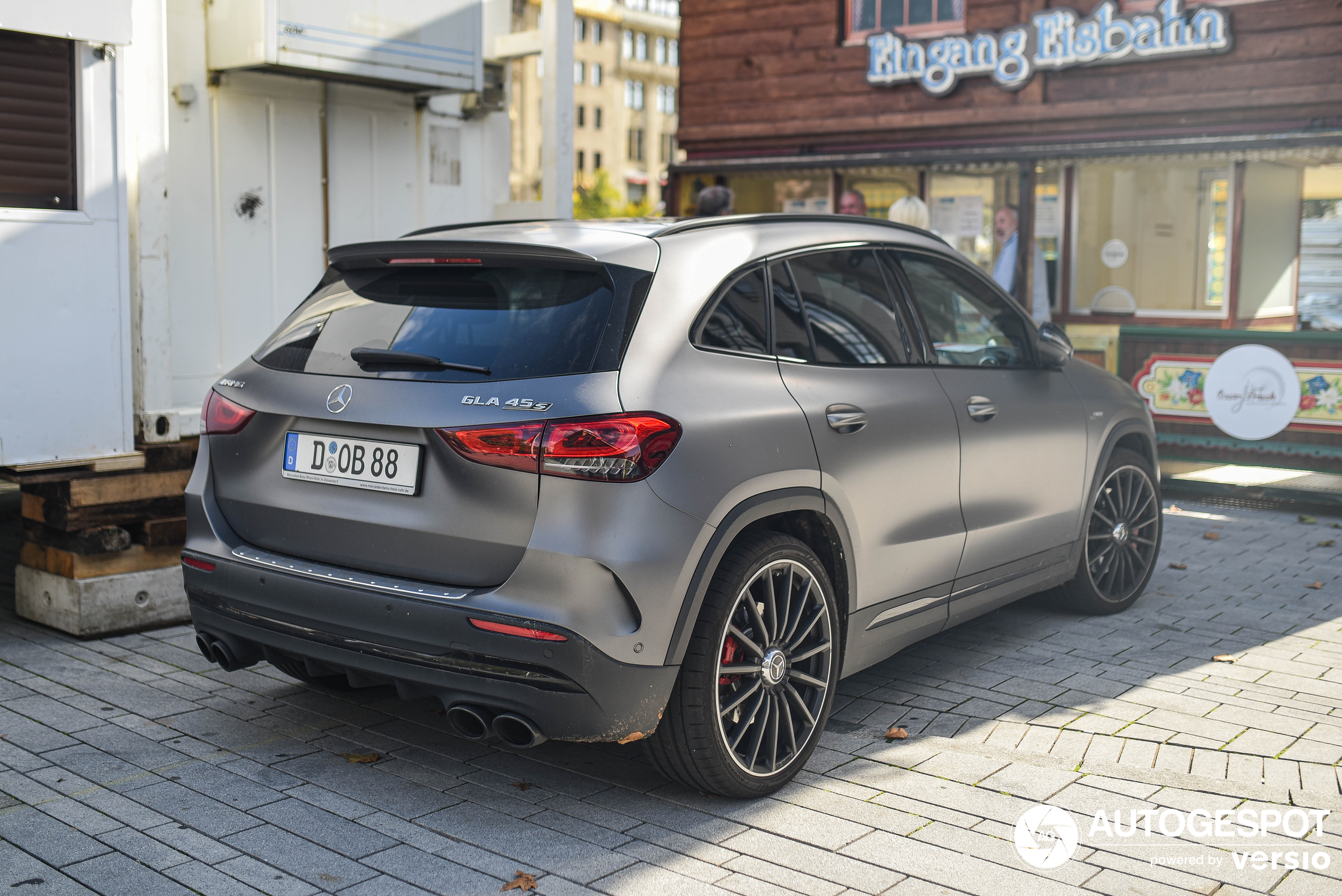 Mercedes-AMG GLA 45 S 4MATIC+ H247