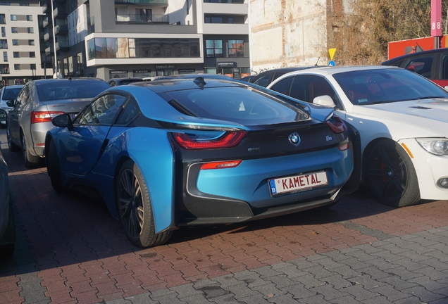 BMW i8