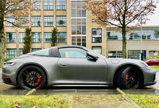 Porsche 992 Targa 4 GTS