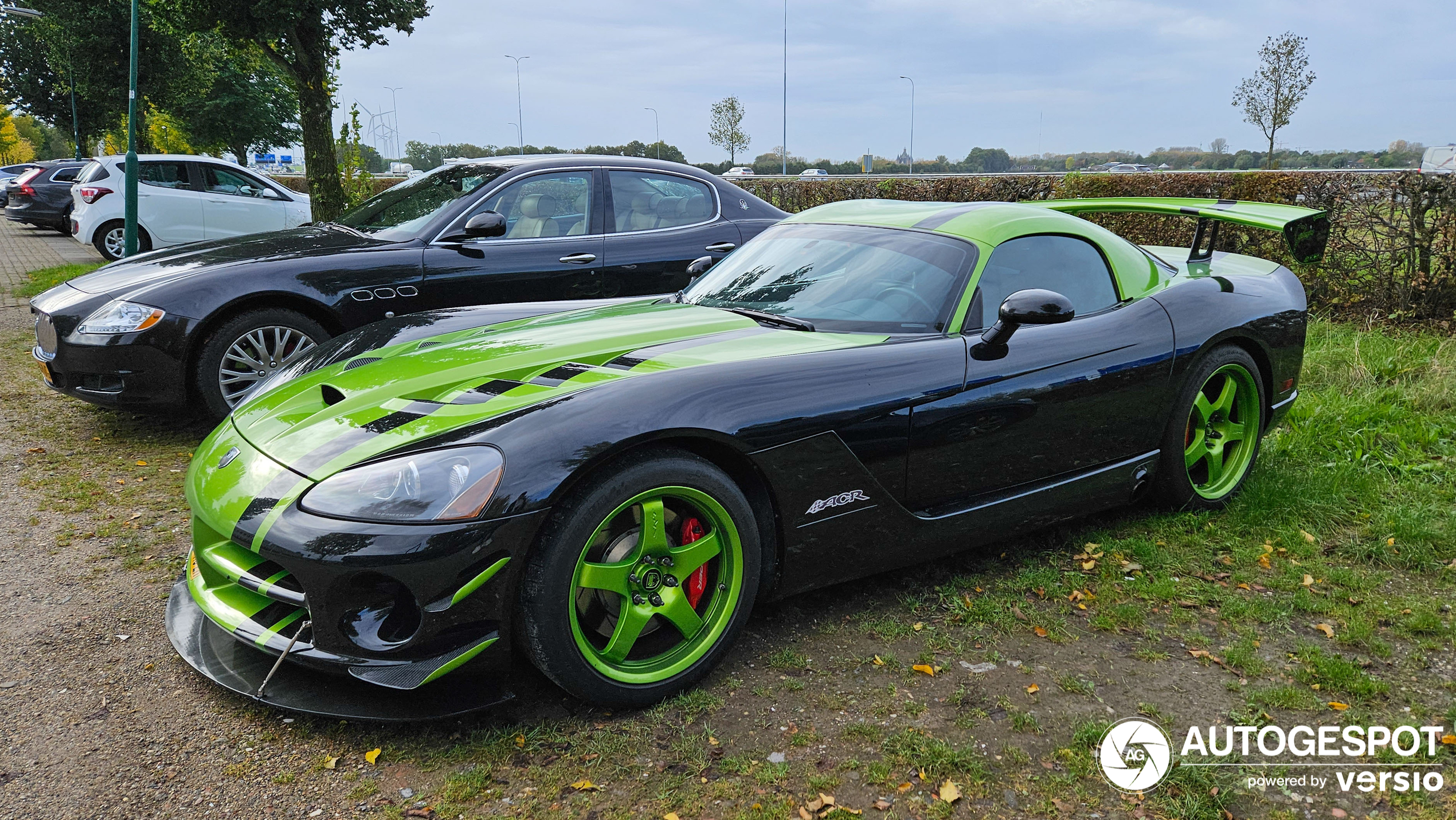 Eén van de vele speciaaltjes: Dodge Viper SRT-10 ACR 1:33 Edition