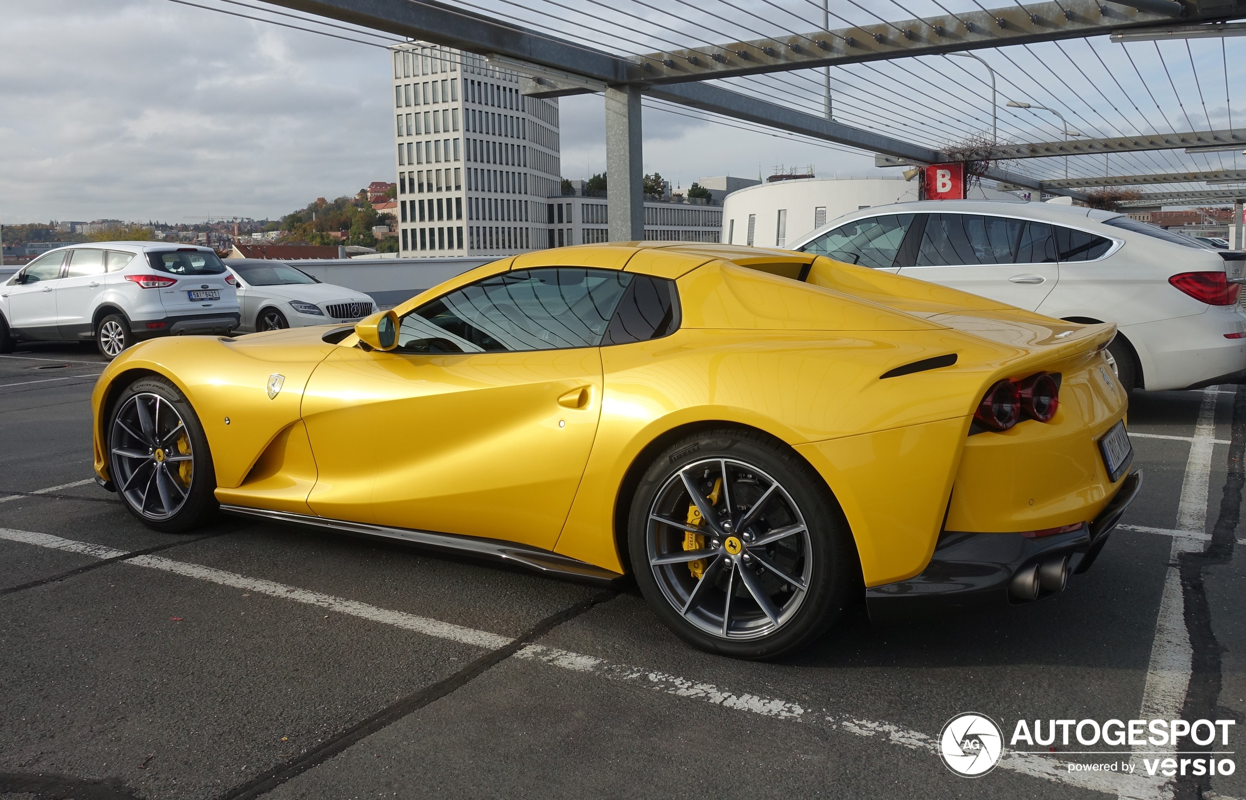 Ferrari 812 GTS