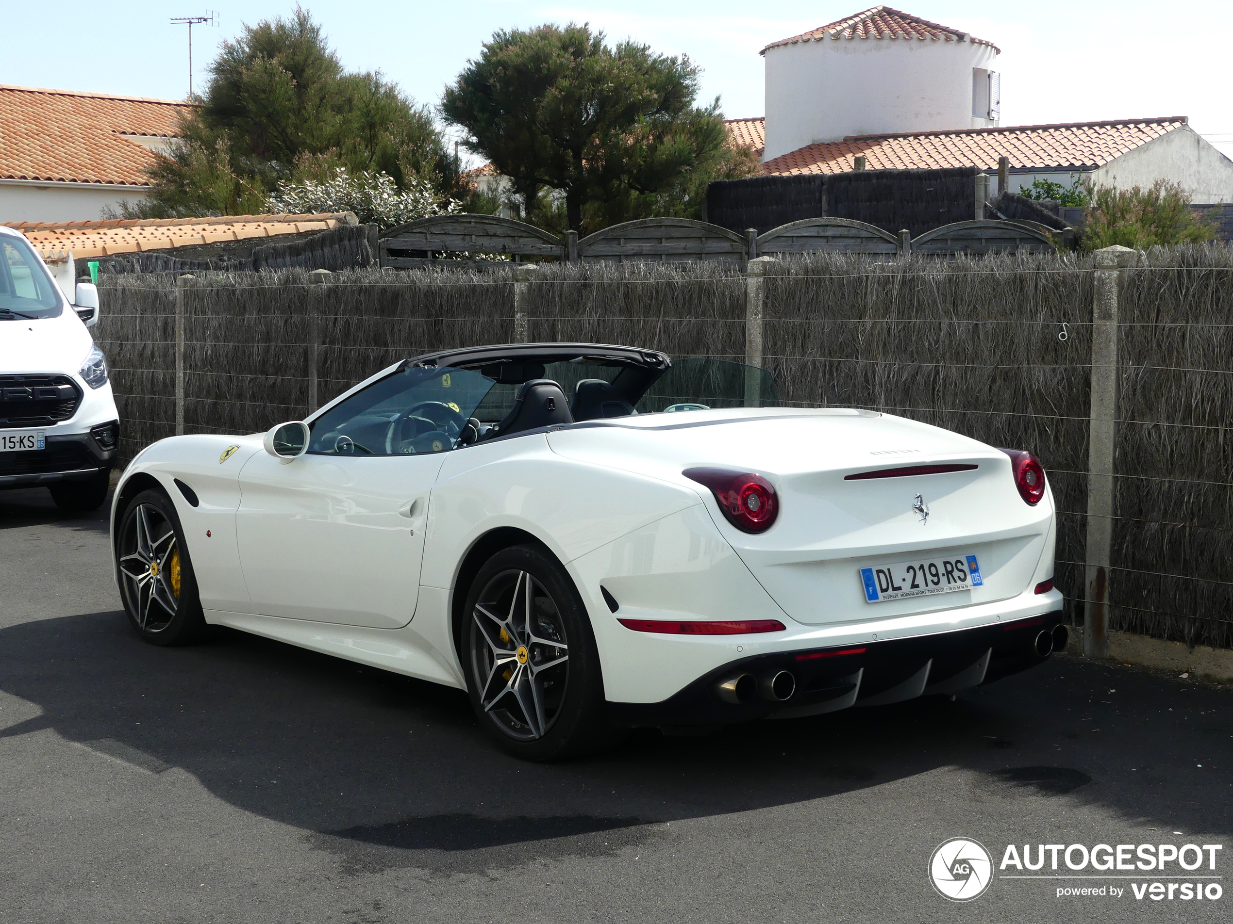 Ferrari California T