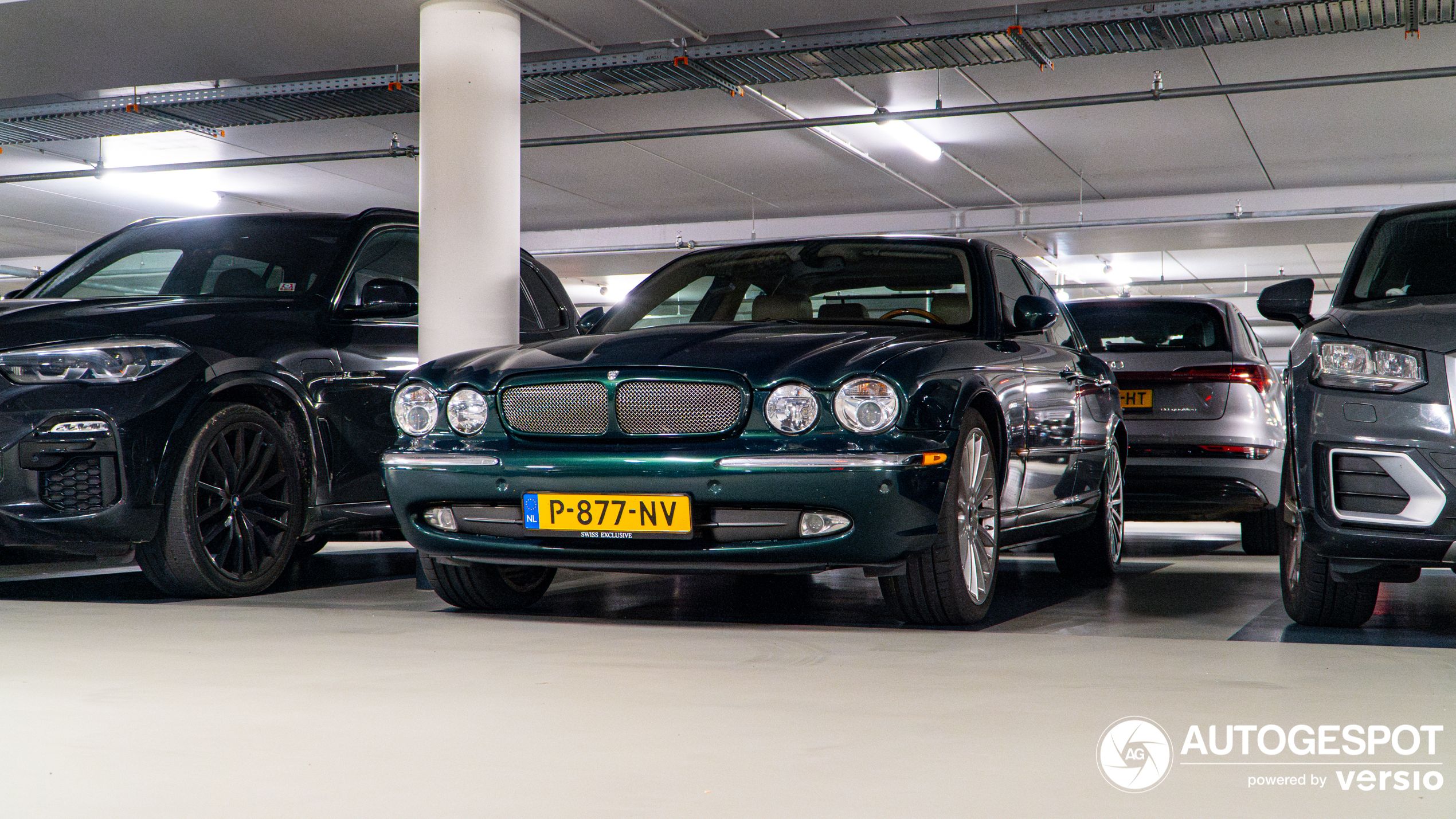 Jaguar XJR