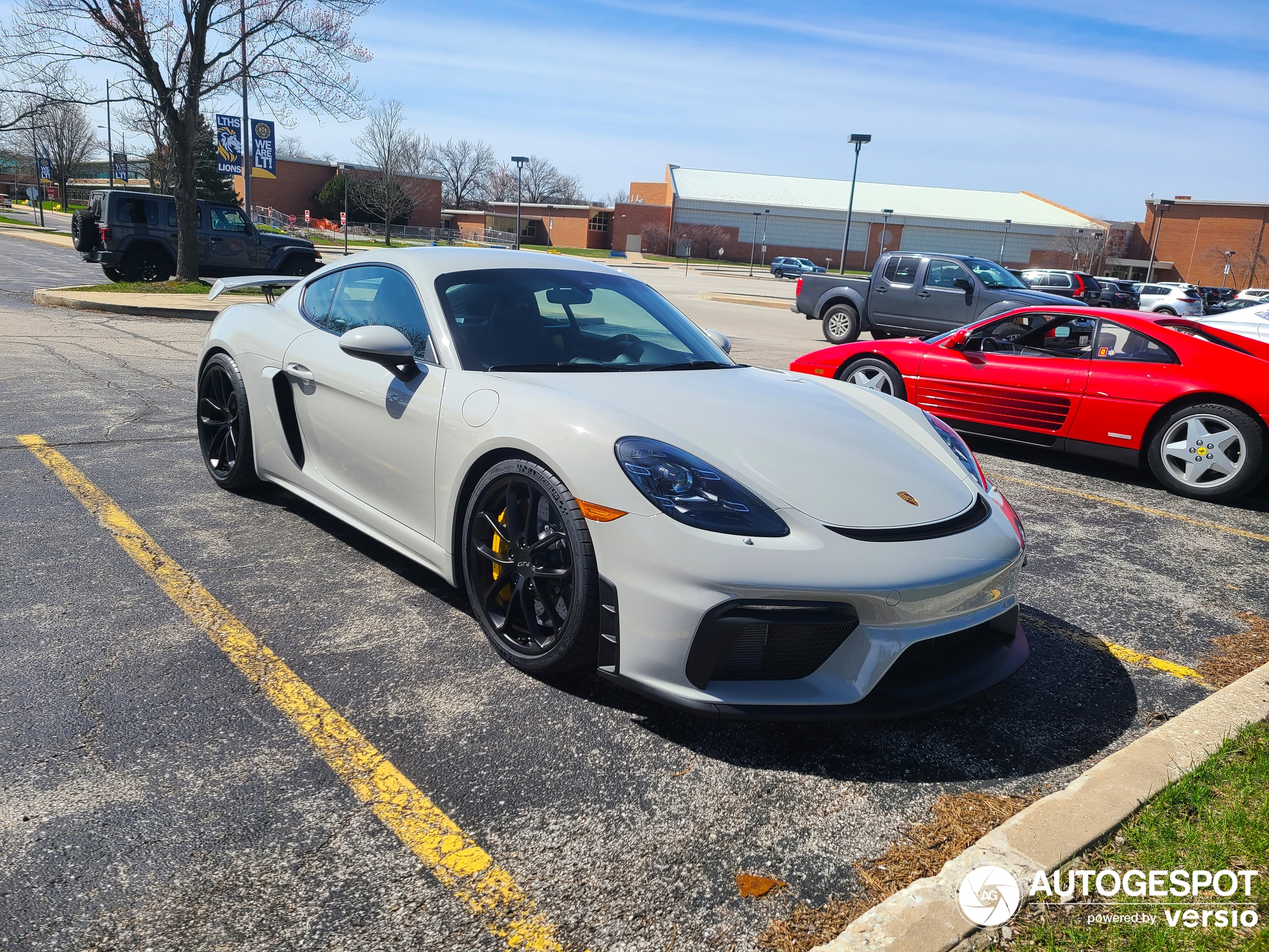 Porsche 718 Cayman GT4