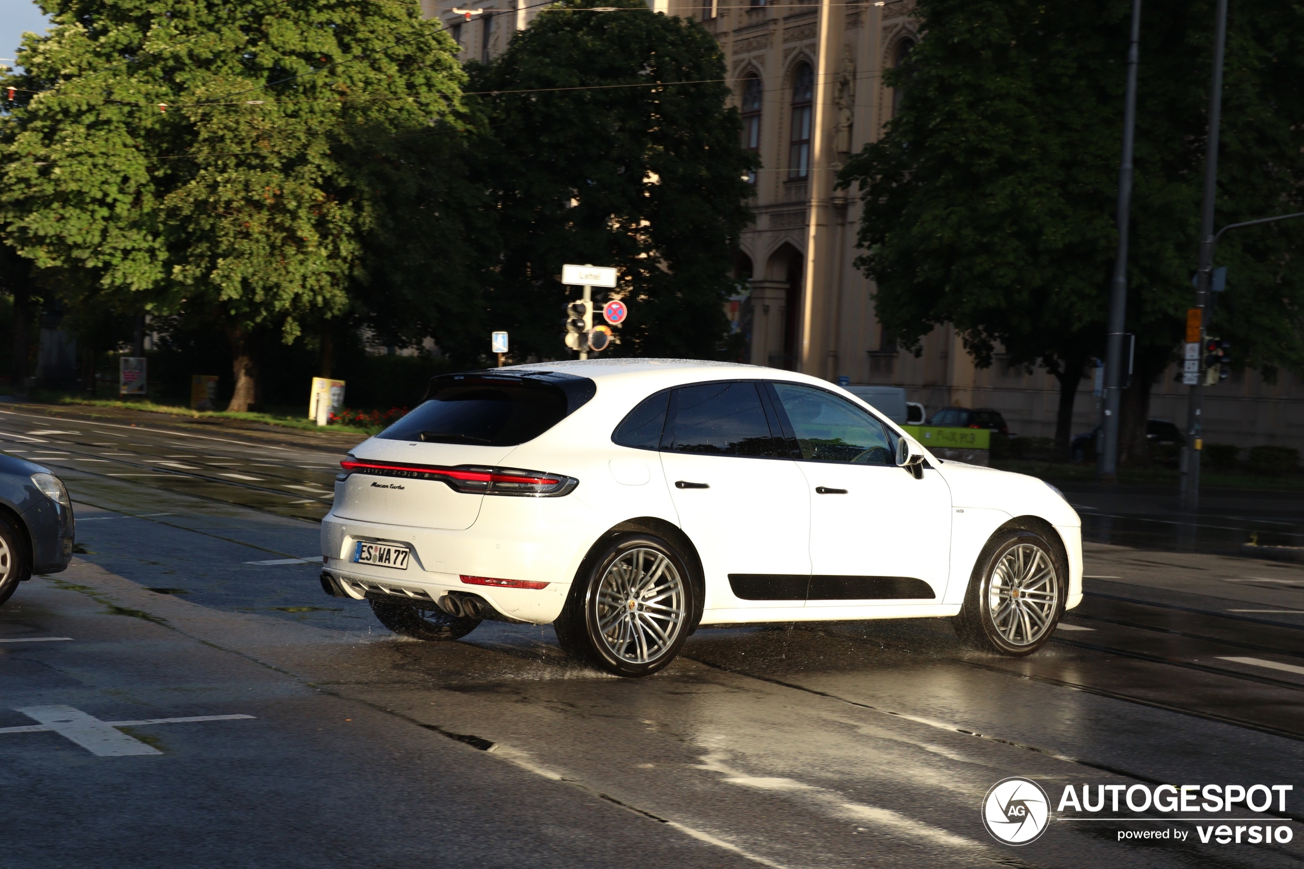 Porsche 95B Macan Turbo MkII