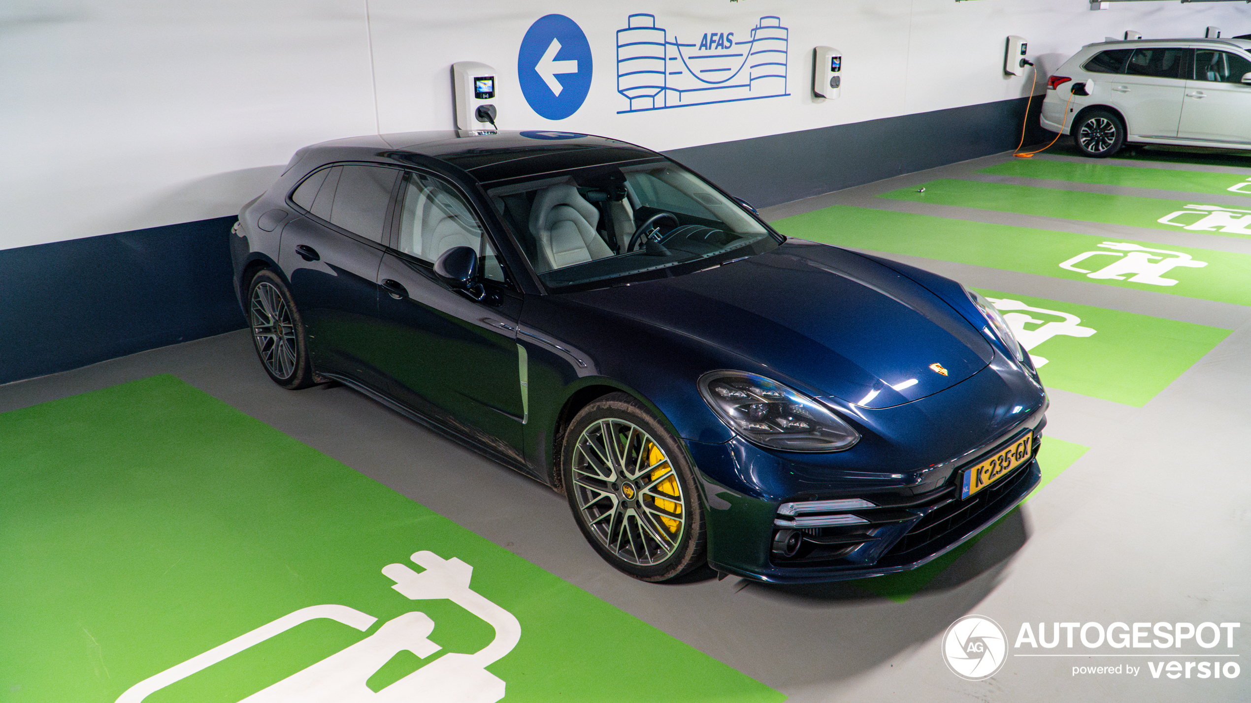 Porsche 971 Panamera Turbo S E-Hybrid Sport Turismo MkII