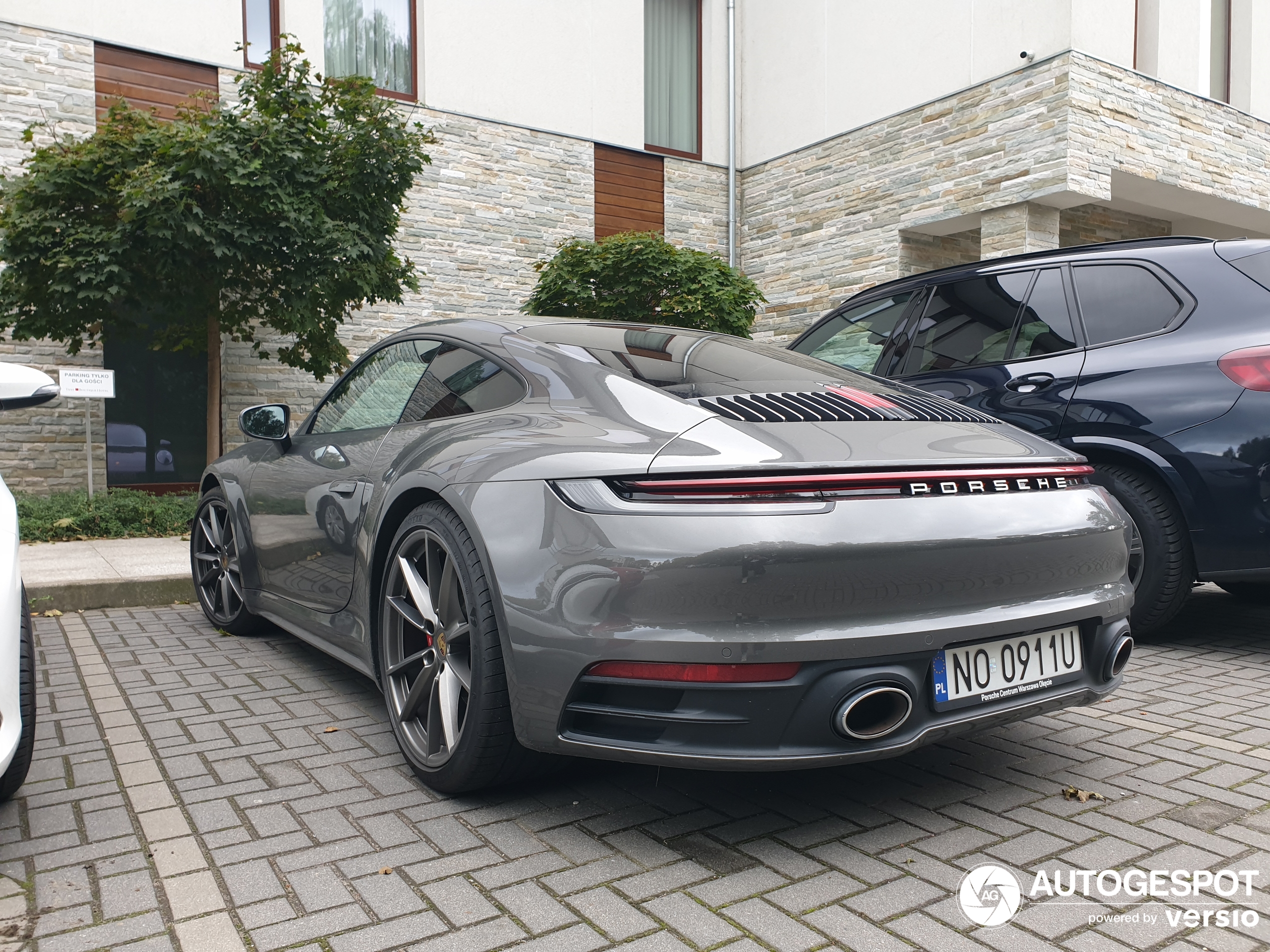 Porsche 992 Carrera 4S