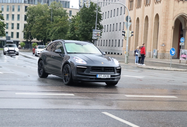 Porsche 95B Macan GTS MkIII