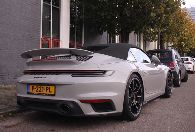 Porsche 992 Turbo S Cabriolet